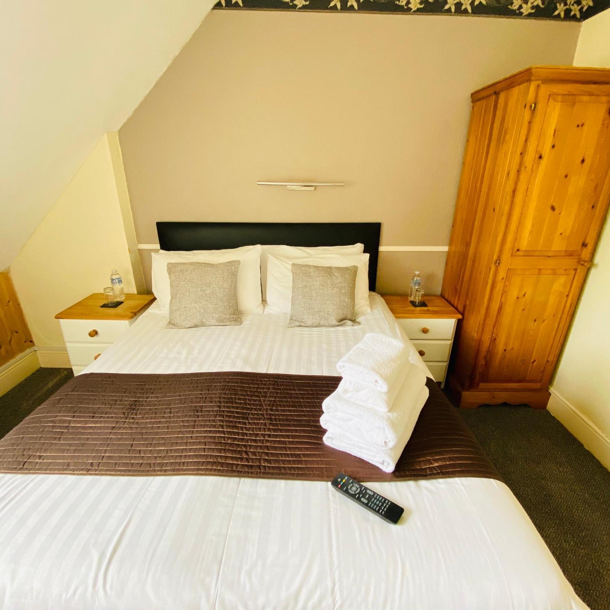 Tusker Lodge (Adults Only) Torquay Extérieur photo